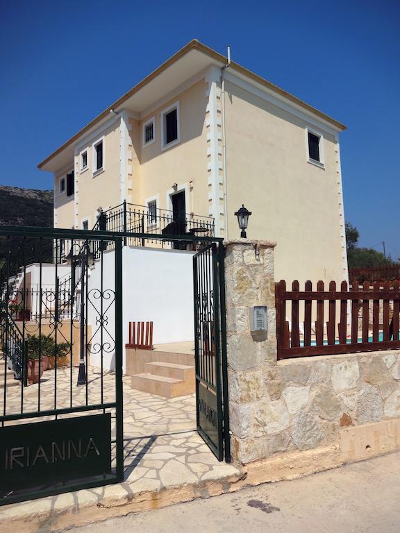Iriana Village Inn Stavros  Bilik gambar